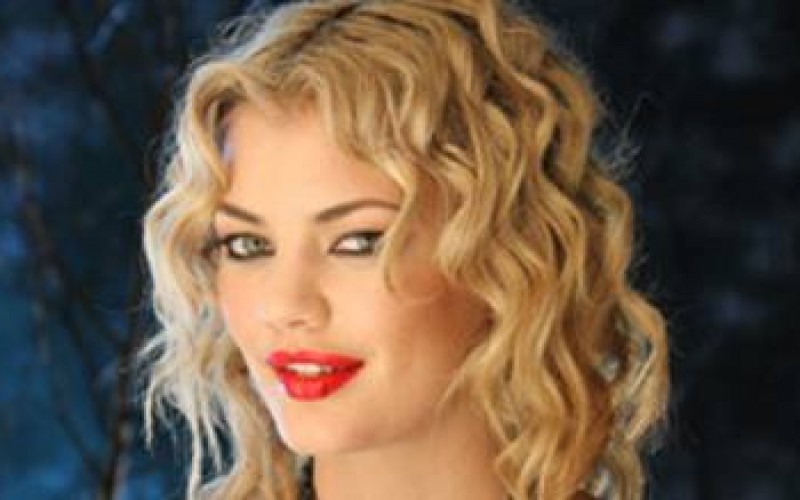 What’s In Your Handbag: Ruby Higgins